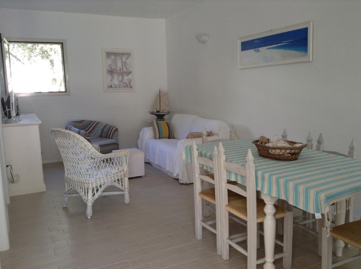 Deliziosa Villa 150 Metri Dal Mare 콰르투 산텔레나 외부 사진
