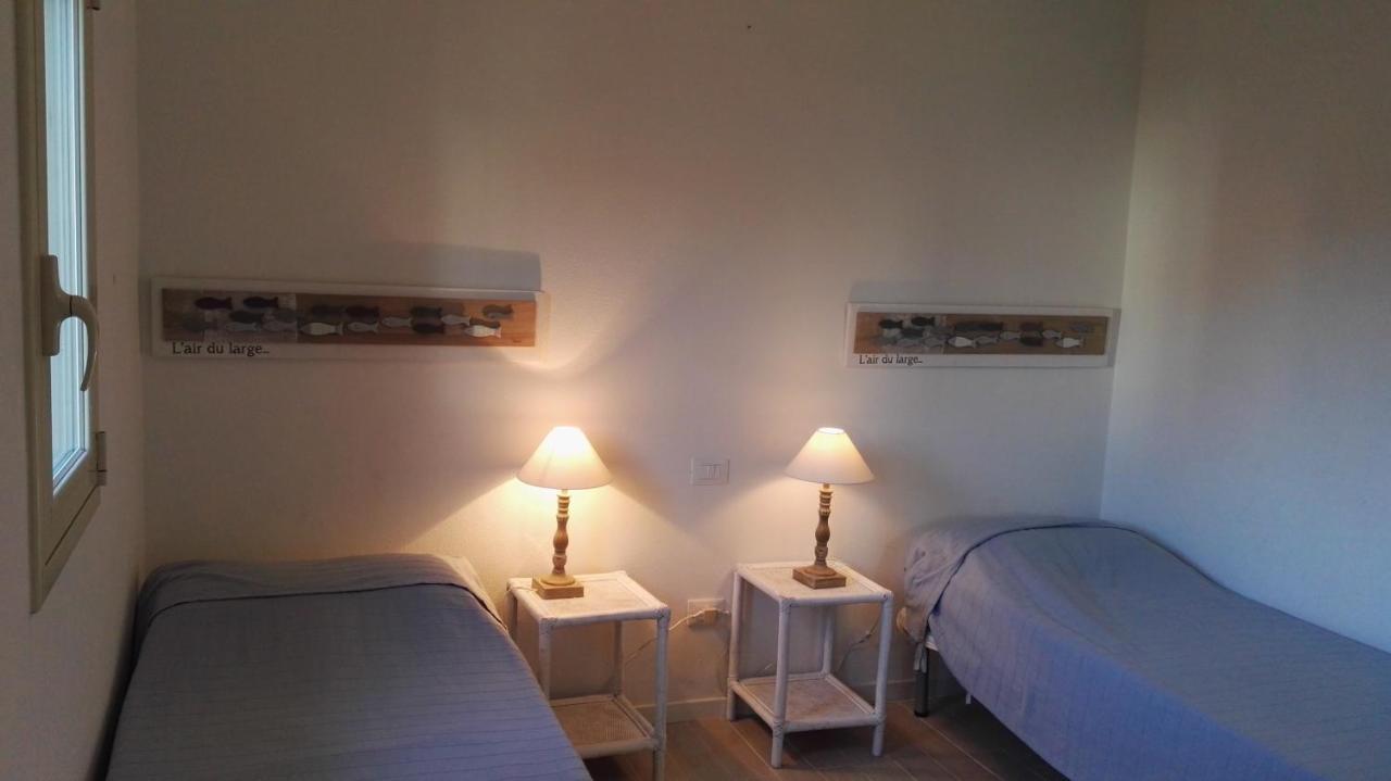 Deliziosa Villa 150 Metri Dal Mare 콰르투 산텔레나 외부 사진